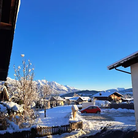 Stauders Und Bed & Breakfast Mutters