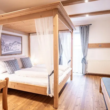 Bed & Breakfast Stauders Und 4*