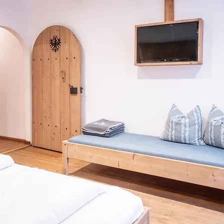 Stauders Und 4* Муттерс